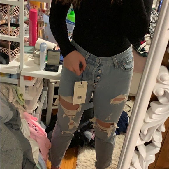 NWT LEVI’S WEDGIE JEAN - Picture 1 of 5